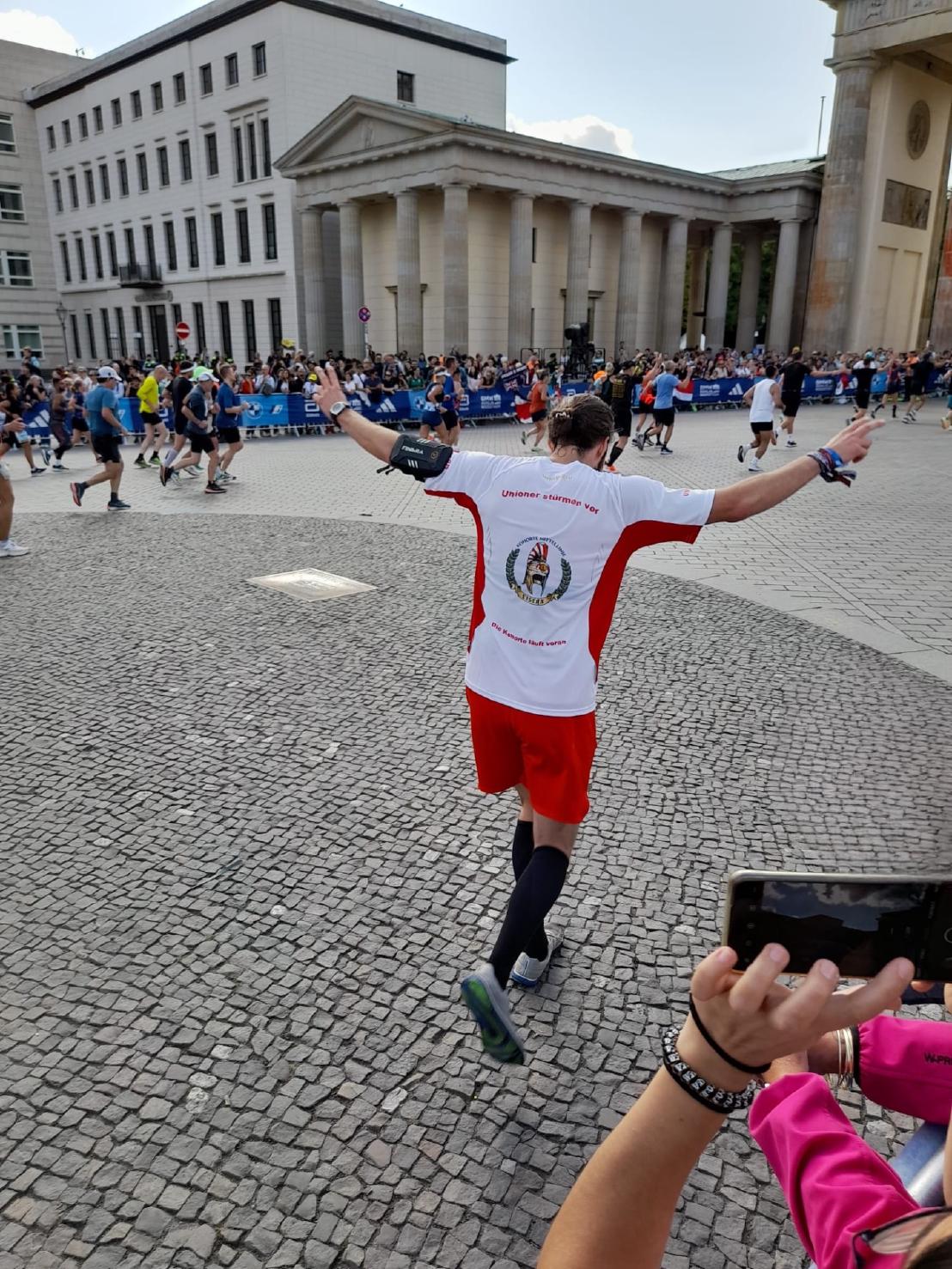 Berlin Marathon 2023: Die Kohorte läuft voran!